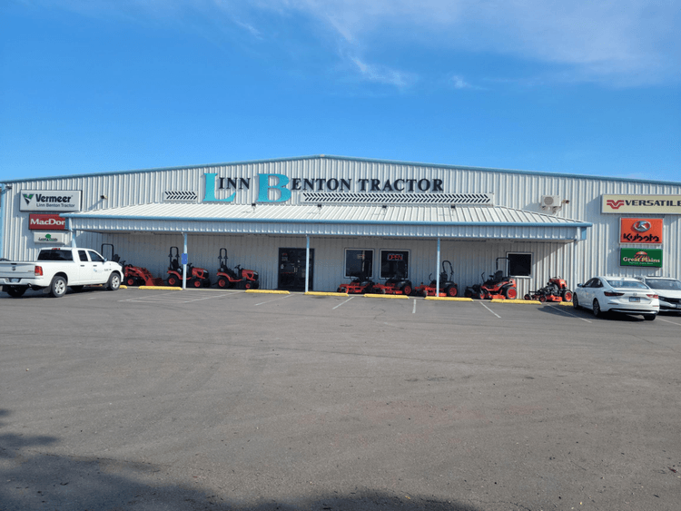 Linn Benton Tractor (Tangent)